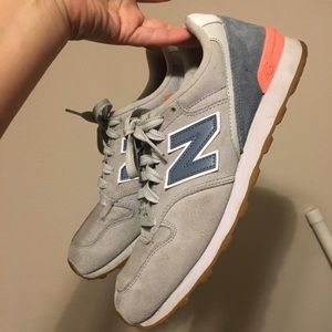 New Balance 696